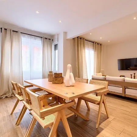 San Mamés Apartman *