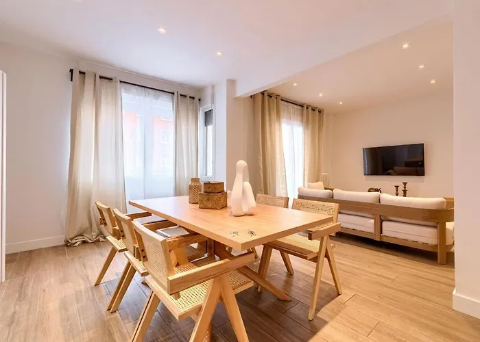San Mamés Apartman *