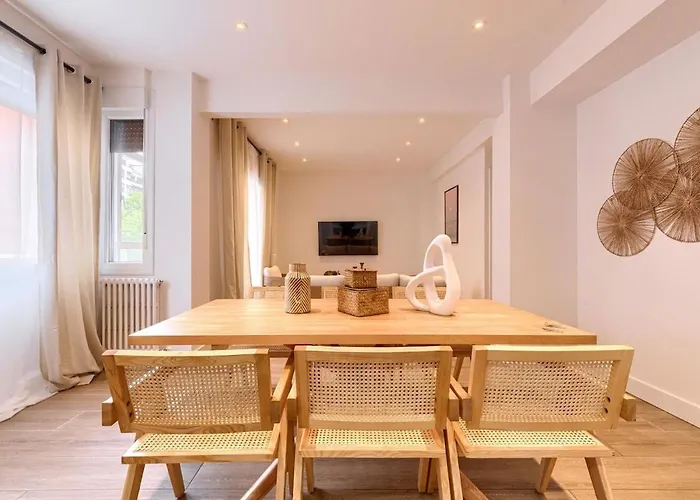 San Mamés Apartman *